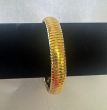 Load image into Gallery viewer, Single Emma Bracelet