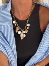 Load image into Gallery viewer, Shell Charm Necklace