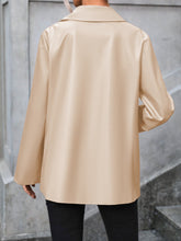 Load image into Gallery viewer, Pocketed Button Up Collared Neck Blazer