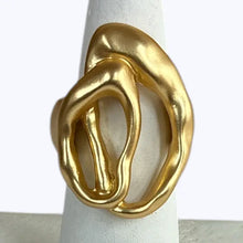 Load image into Gallery viewer, Matte Twisted Stretch Cocktail Ring