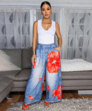 Load image into Gallery viewer, Flower Printed Wide Leg Casual Pant