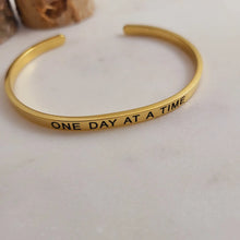 Load image into Gallery viewer, One Day At A Time Bracelet