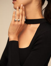 Load image into Gallery viewer, UNOde50 Zen Ring Silver- Size 6