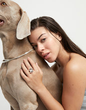 Load image into Gallery viewer, UNOde50 Ring With Curved Lines-Silver 7.5-ANI0832MtL00015