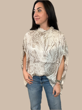 Load image into Gallery viewer, Cream Bow Tie Top