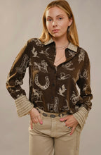 Load image into Gallery viewer, Western Printed Ruffle Cuff Shirt