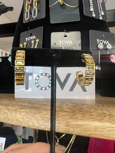 Tova Jovette Hoops
