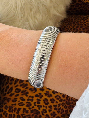 Single Coil Bracelet