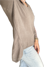 Load image into Gallery viewer, Made In Italy V-Neck High Low Sweater