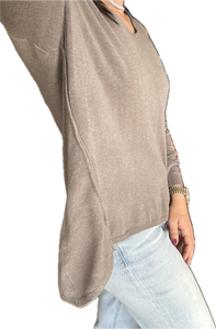 Made In Italy V-Neck High Low Sweater