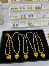 Load image into Gallery viewer, Chunky Heart Necklace