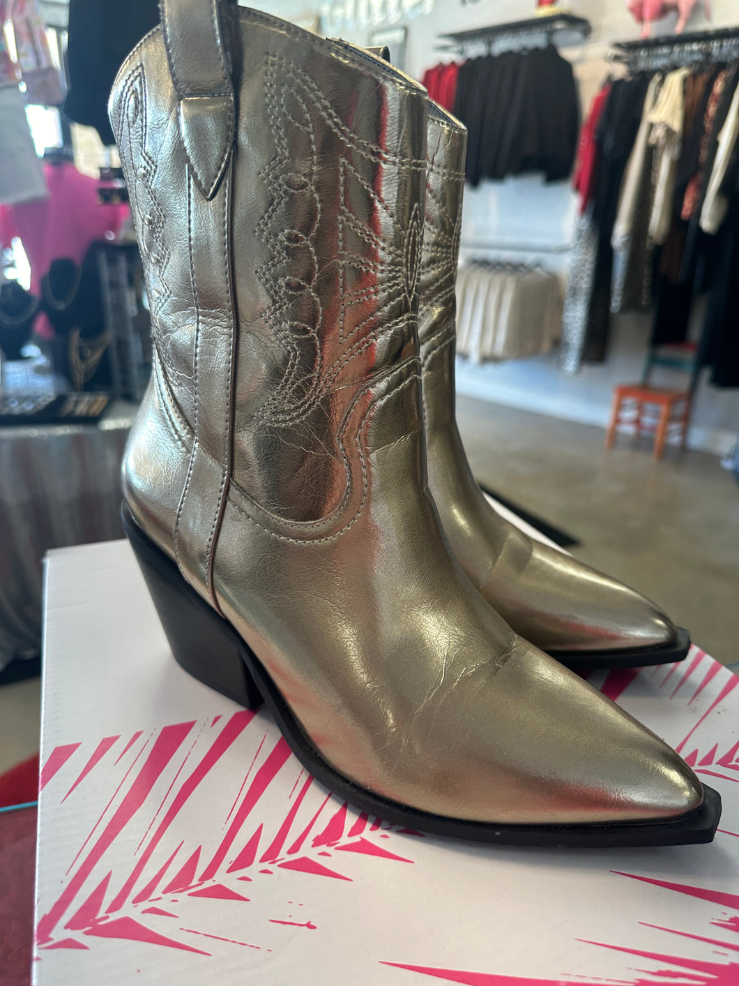 Corkys Rowdy Boot Gold