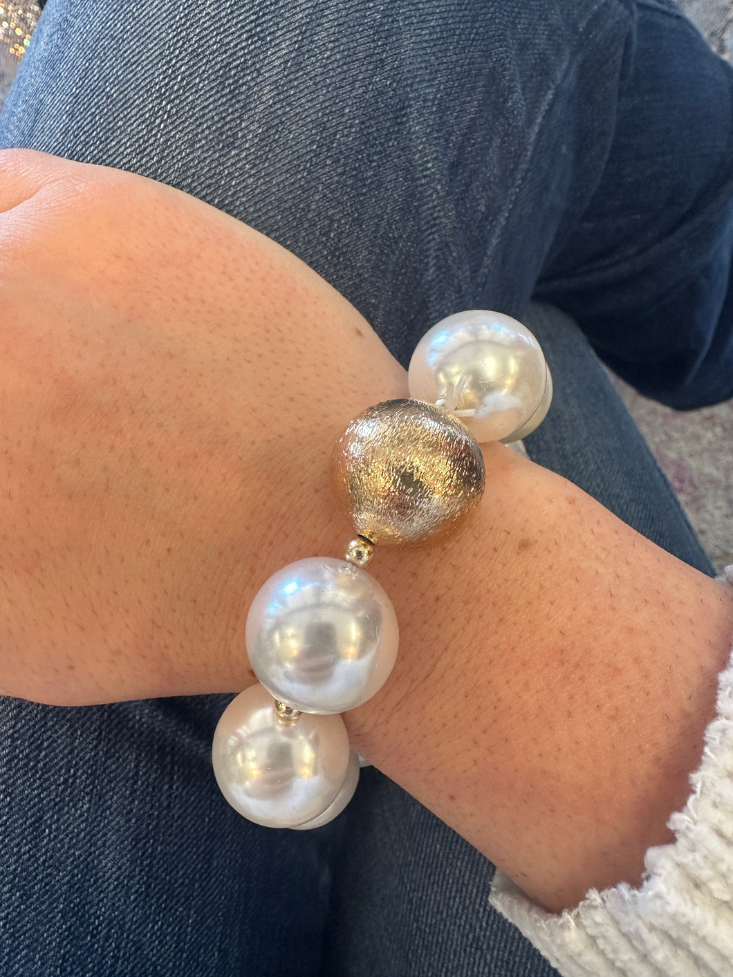 Big Pearl Bracelet