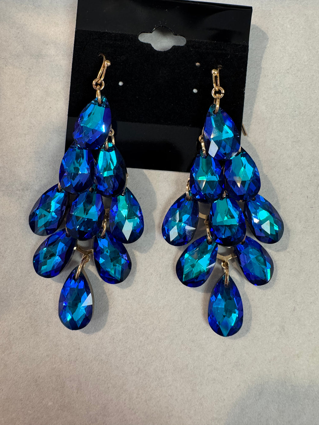 Sparkling Teardrop Chandelier Earring