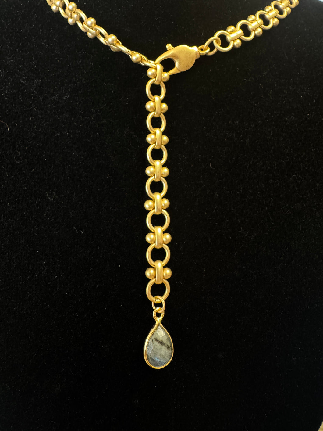 Luxe Necklace with Teardrop Stone