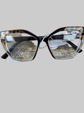 Load image into Gallery viewer, Reading Glasses-Cat Eye Leopard