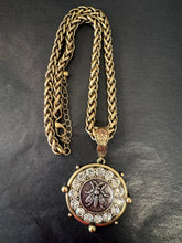 Load image into Gallery viewer, Bee Pendant Necklace