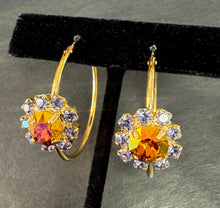Load image into Gallery viewer, Tova Mini Bianca Hoops