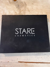 Load image into Gallery viewer, Stare Cheeky Palette