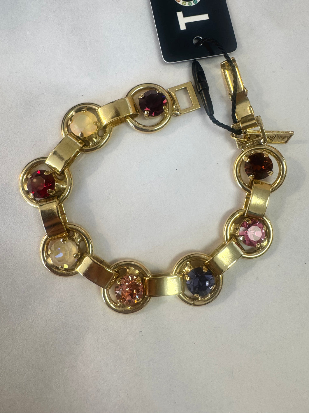 Link Bracelet in Red Mix