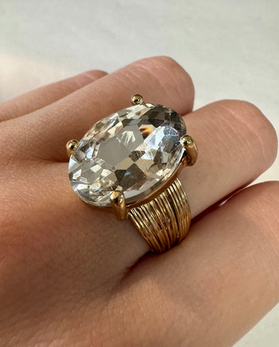 Oval Rhinestone Ring