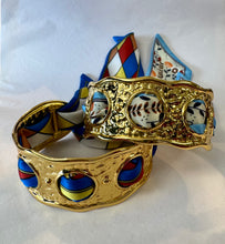 Load image into Gallery viewer, Scarf Cuff