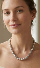 Load image into Gallery viewer, Sorrelli Medium Zola Tennis Necklace