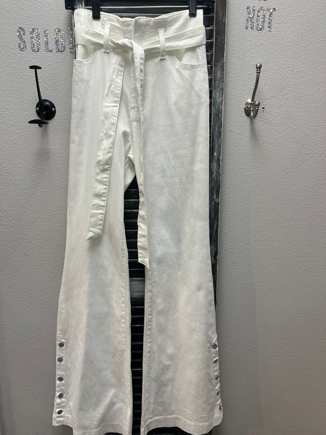 Flying Tomato Flare Pant