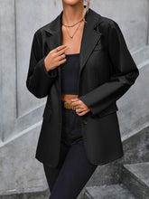 Load image into Gallery viewer, Pocketed Button Up Collared Neck Blazer