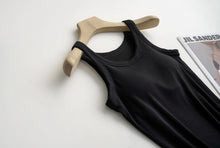 Load image into Gallery viewer, Tank Top w Built In Bra Black
