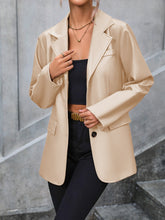 Load image into Gallery viewer, Pocketed Button Up Collared Neck Blazer