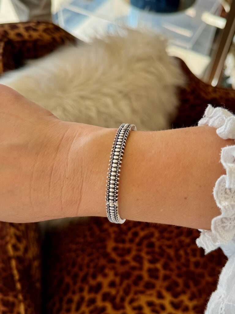 Stretchy Bracelet- Silver/Black