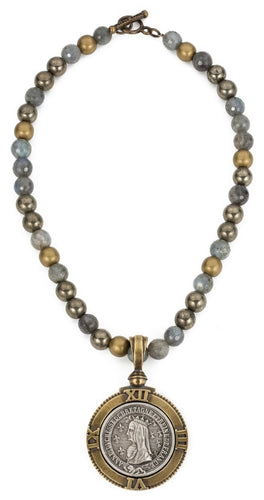 FRENCH KANDE COASTAL MIX WITH BAYONNE MEDALLION