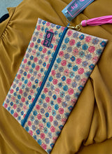Load image into Gallery viewer, Makeup Junkie Bag