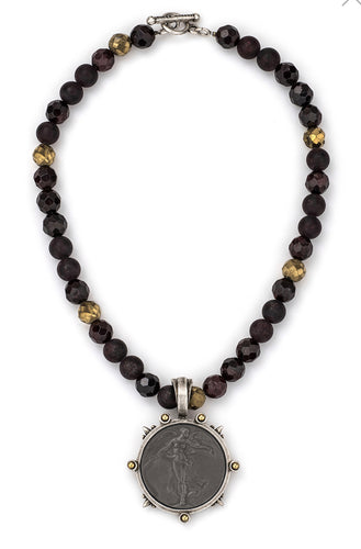 French Kande D'or Garnet Mix with Graphite L'ange Medallion
